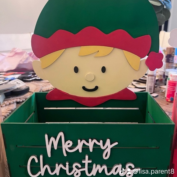 Christmas Crate - Picture 2 of 4